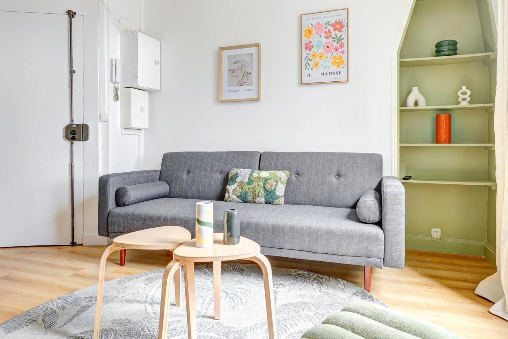 Apartment 5022 Sandra - Charming 18eme Paris
